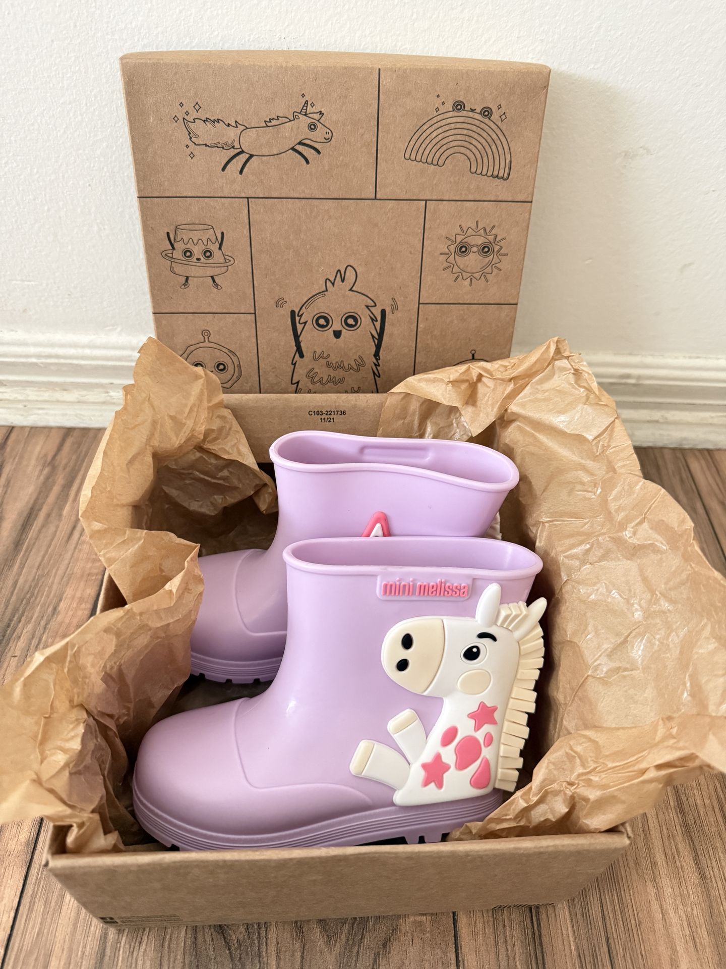 NEW !!! Mini Mellissa , rain boots ! Size USA 9!