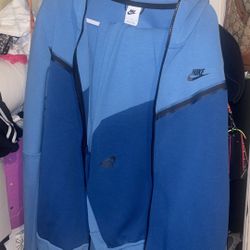 Blue Nike Tech