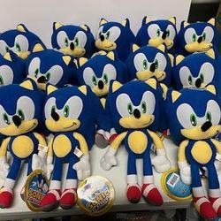 Sonic PLUSH DOLLS And More