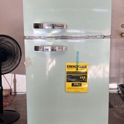 Retro Refrigerator 