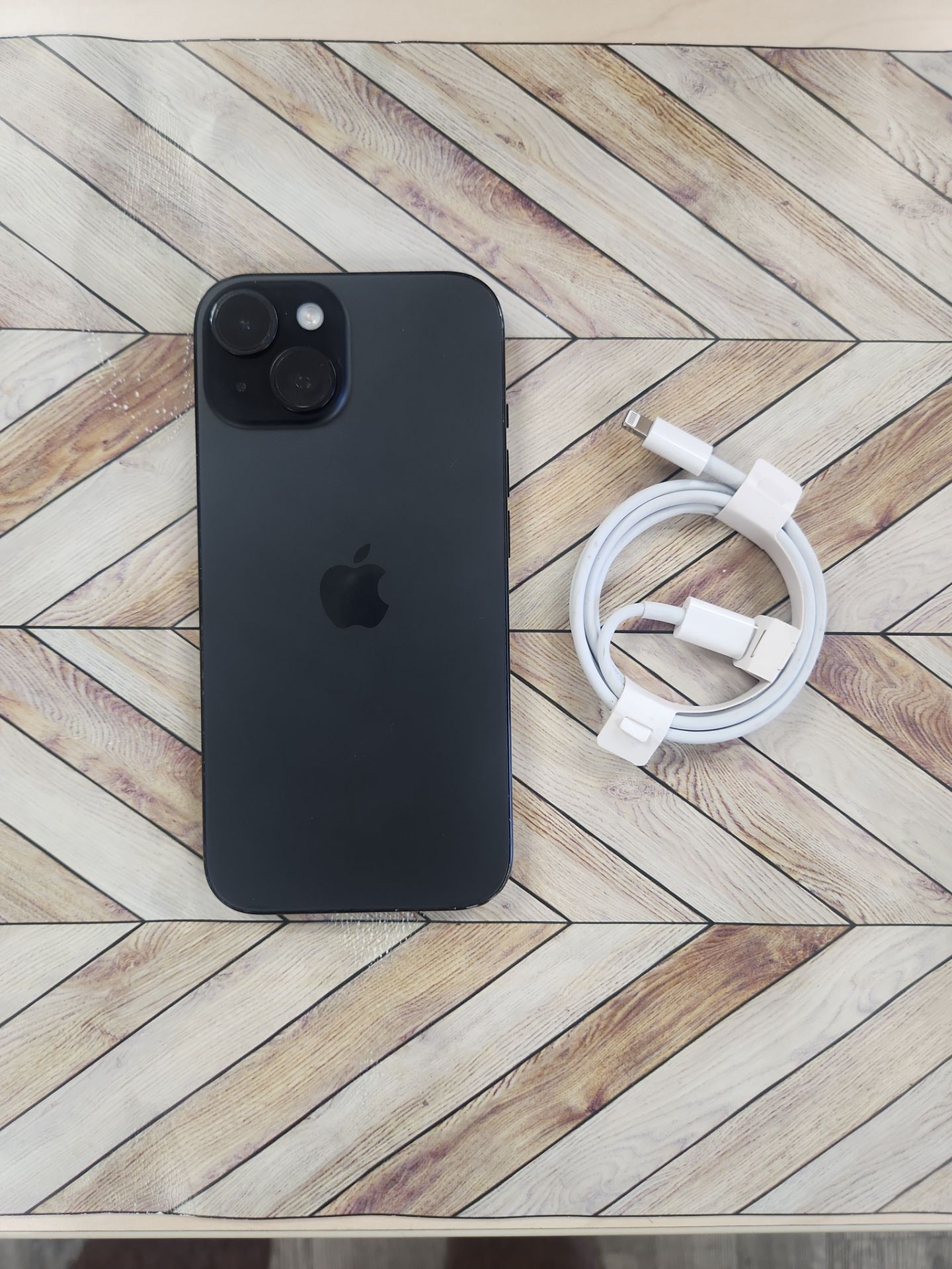 Iphone 15 128gb unlock any sim