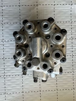 Mercedes SL 380 and 560 parts R107
