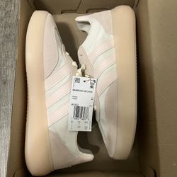 Size 7w Adidas