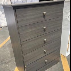 5 Drawer dresser