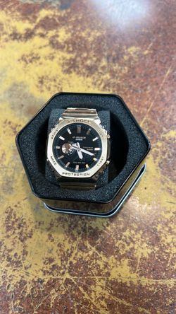 Casio G-shock GM- B2100GD special rose gold metallic solar 45mm