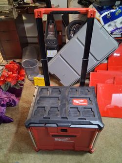 Milwaukee packout box "BRAND NEW"