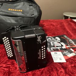 Hohner Panther GCF(Sol) With Travel Bag And Booklets And Cleaning Rag