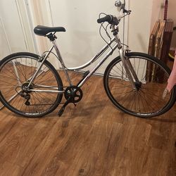 mountain bike 7 speed.