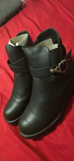 Botas