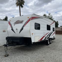 2012 Altitude Toy Hauler 27 Ft