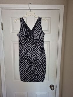 Size 8 Zibra Black and Gray Dress