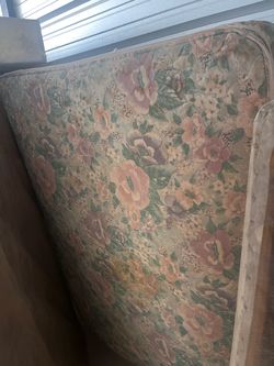Queen mattress