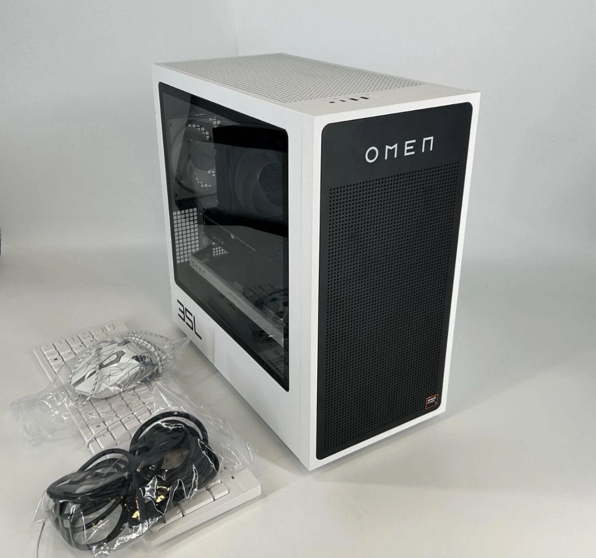 HP Omen 35L gaming desktop Ryzen 5 8400F 16gb DDR5 memory RTX 5060 1Tb
