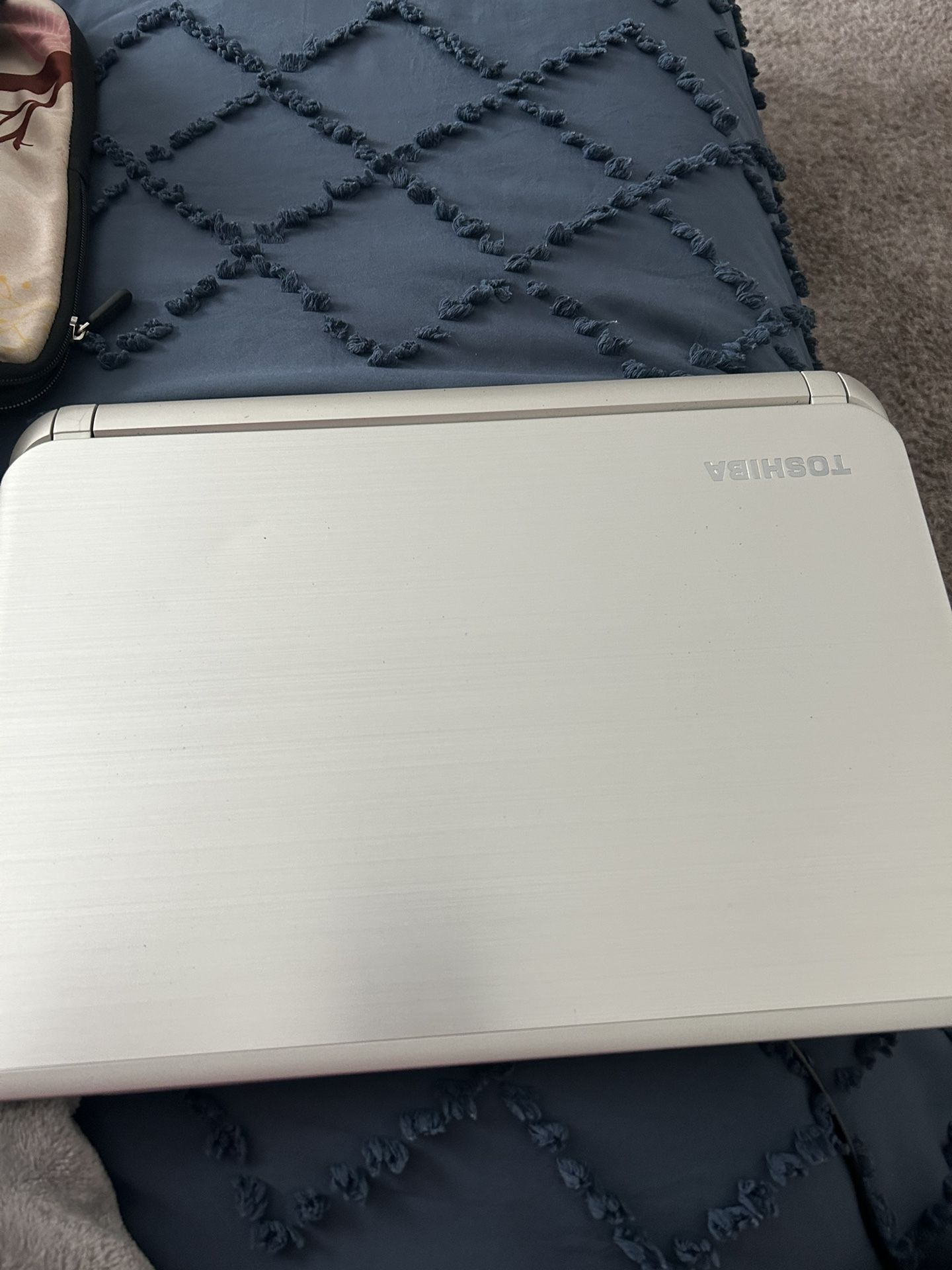 Toshiba Laptop 