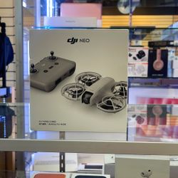 DJI Neo Fly More Combo 