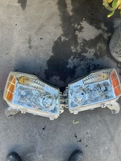 Nissan titan Headlights