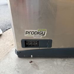 Ice machine