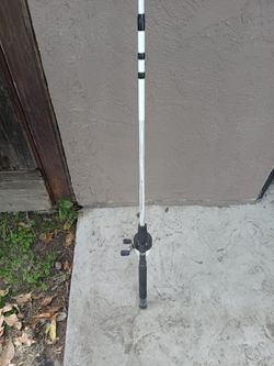 Push Button Fishing Rod 6 1/2 ft