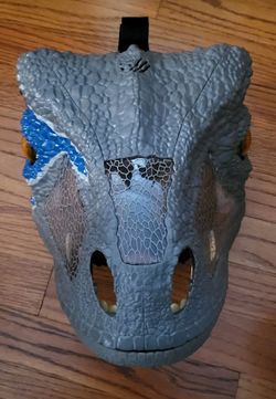 Jurassic Park Blue Chomp N Roar Velociraptor Mask