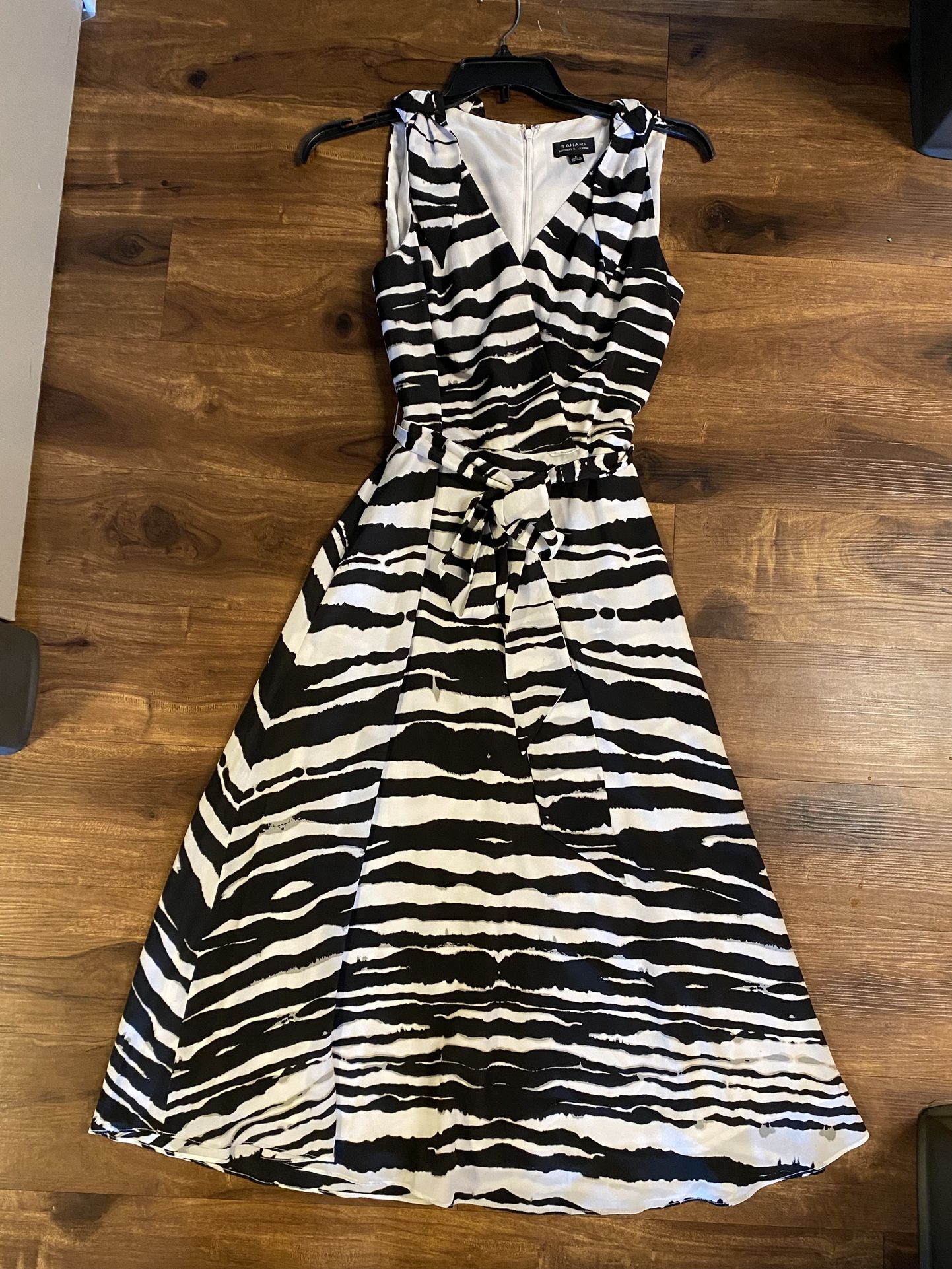 Brand New Womans Tahari brand ASL Black and White Zebra striped/ Animal Print Midi Dress Up for Sale