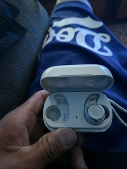 For sale jbl headphones .