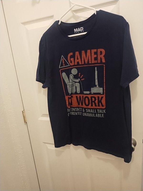 Mad Engine Large Gamer At Work Shirt
