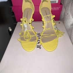 Wedge Heel ( BRAND NEW)