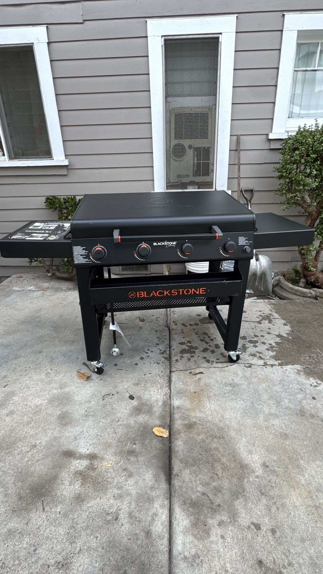 Blackstone 36 Culinary Omnivore Griddle with Hood 4-Burner