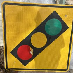  Decommisioned “SIGNAL SIGN”