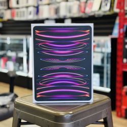 iPad Pro 6th Gen 12.9 Inch  