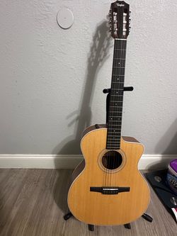 Guitar taylor  214ce-n