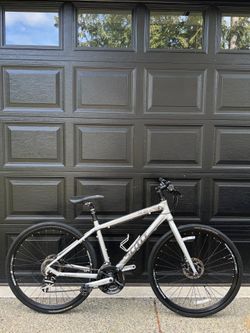 Scott Sub 45 Hybrid Bike