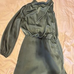 ✨ Elegant Satin Dress – Like New! ✨ 