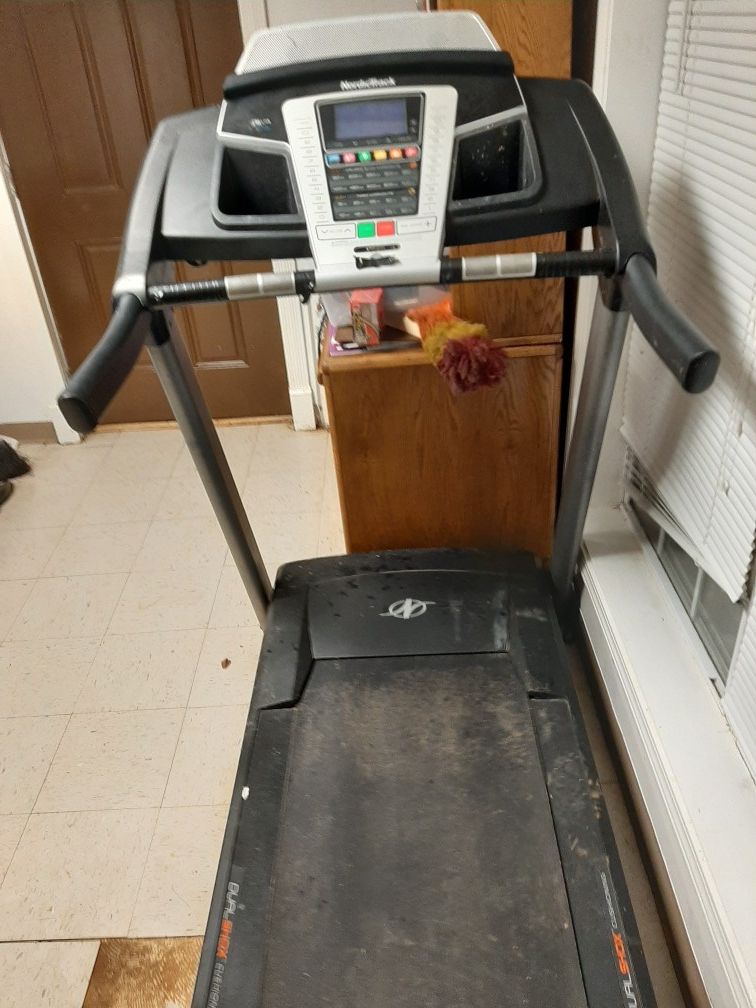 Nortrack treadmill {} 80