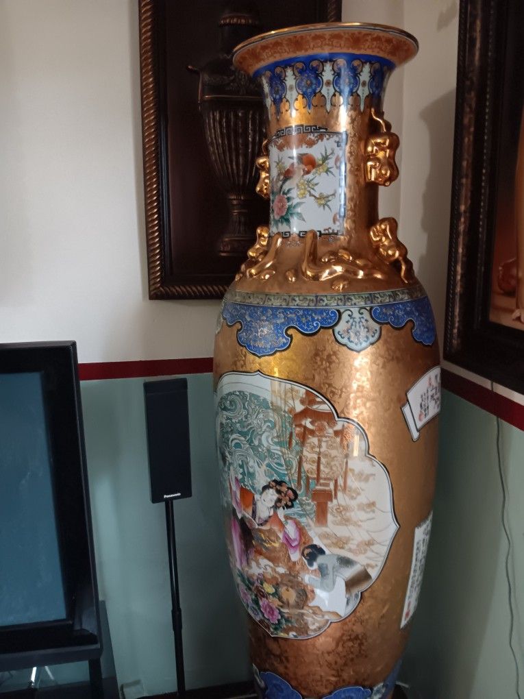 Use Chinese Vase 62"