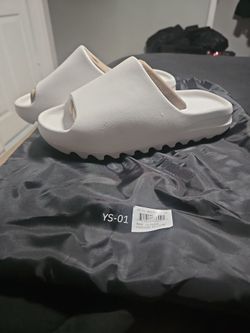 Yeezy ys1 slide sz10