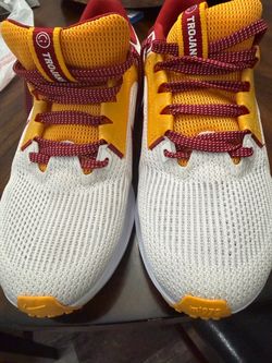 Nike USC Trojans shoes