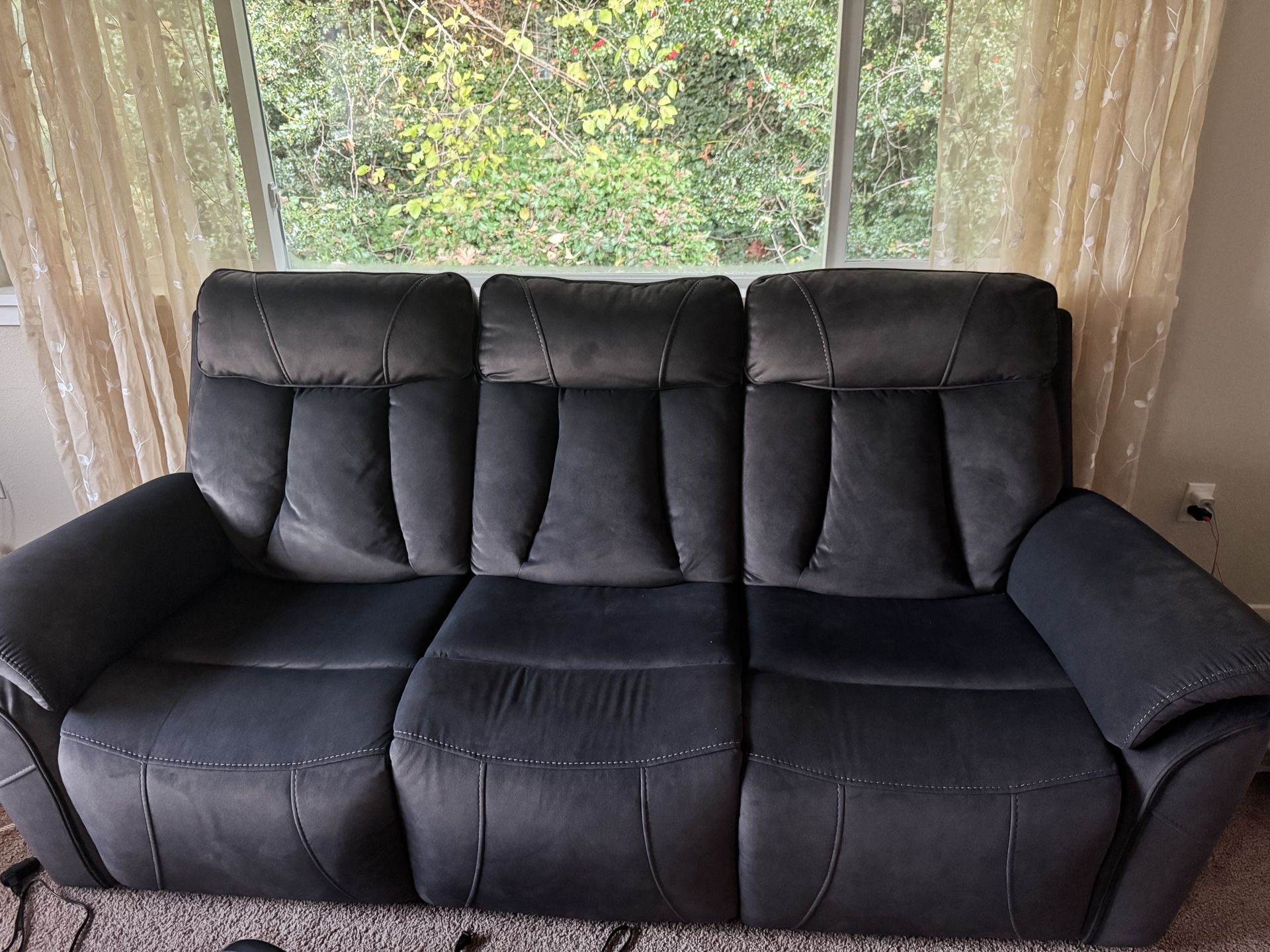 Sofa And Love Seat Recliner 