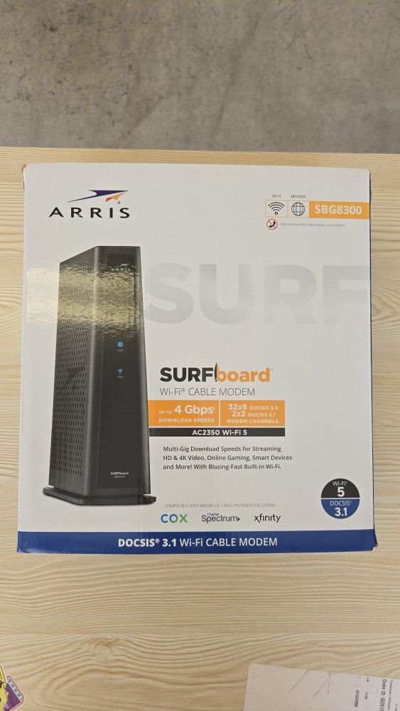 ARRIS SURFboard SBG8300 DOCSIS 3.1 WiFi Cable Modem Router - Blazing Fast!