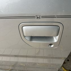 Honda Ridgeline  One Driver Front Door Fit 2006-2014