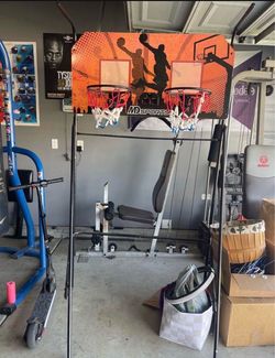 Arcade basketball hoop
