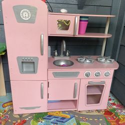 Pink Kitchen & Ball Pit 