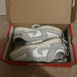 Nike Dunk Low Retro White/ Gray Fog  8.5 Size 