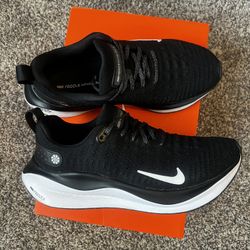 Nike Running Size 8 