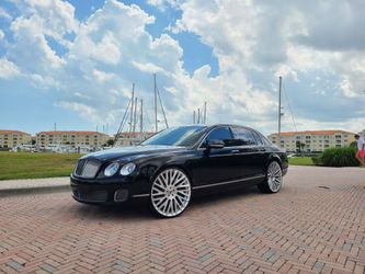 2012 bentley flying spur