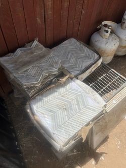 Chevron tile