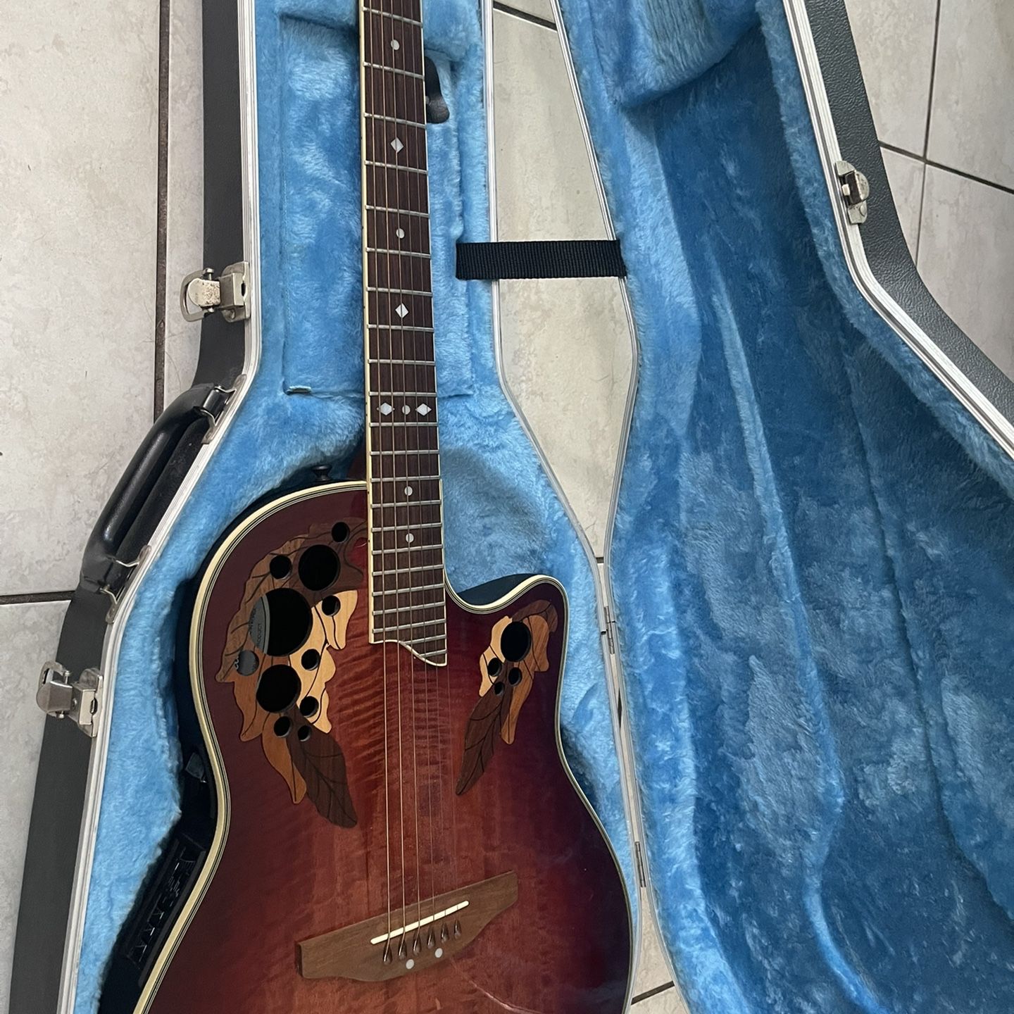 Ovation Celebrity Deluxe Guitar Model CC257 Acoustic Electric 