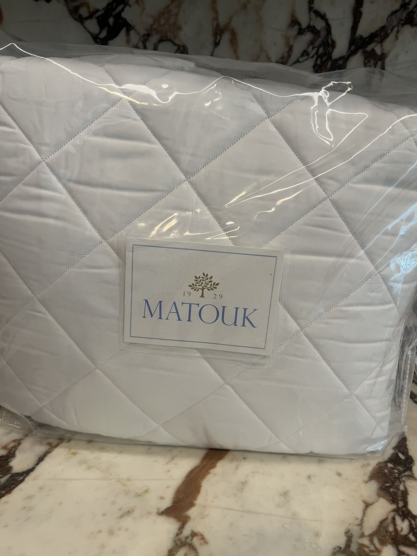 Tween Matouk Foundation Mattress Pad