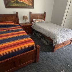 Two Twin beds With  Nightstand 