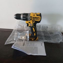 DeWalt 20v  New XR.  Hammer Drill.   2 Speed.   Brushless Motor.  W/ Clip  